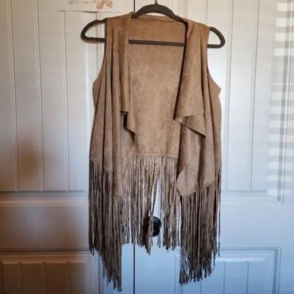 BULLY Dangling FRINGE VEST Asymmetrical VEST Faux Suede FRINGE VEST Priced CHEAP - Picture 4 of 16